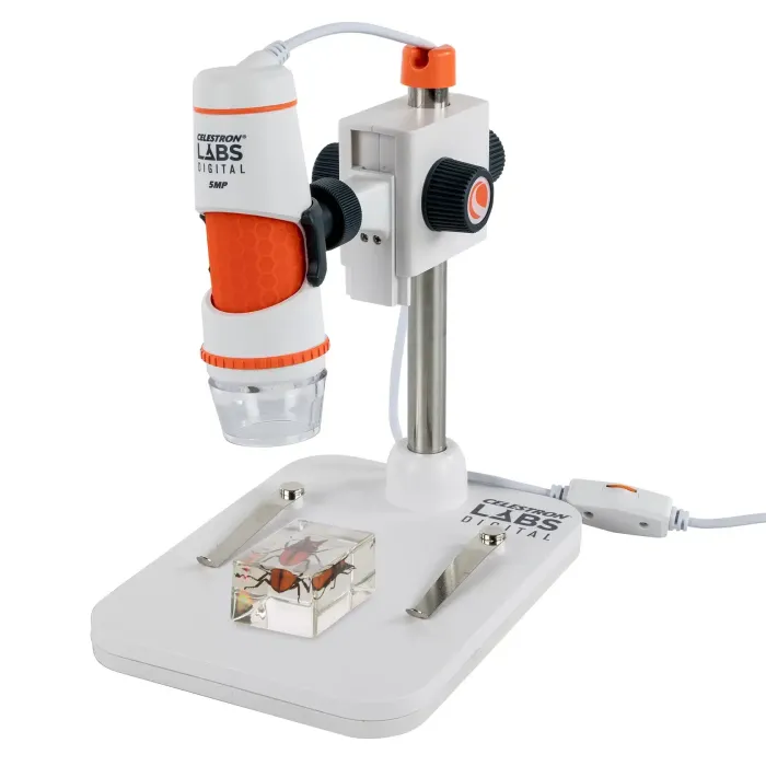 Celestron Handheld digital 5MP microscope Pro