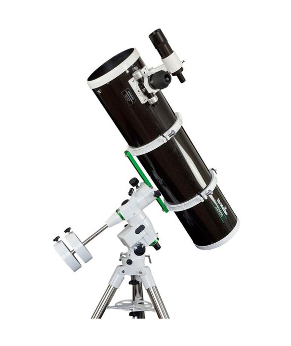 Telescopio newtoniano SkyWatcher Explorer 200/1000 PDS su montatura EQ5