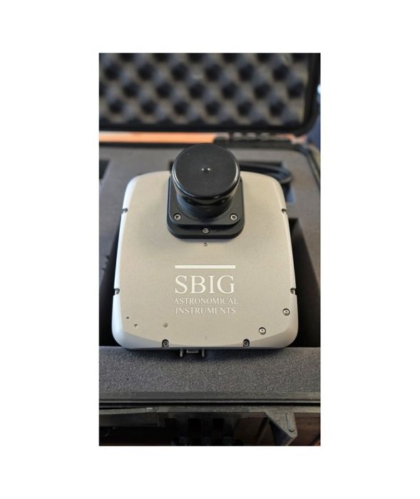 SBIG STL-11000M camera